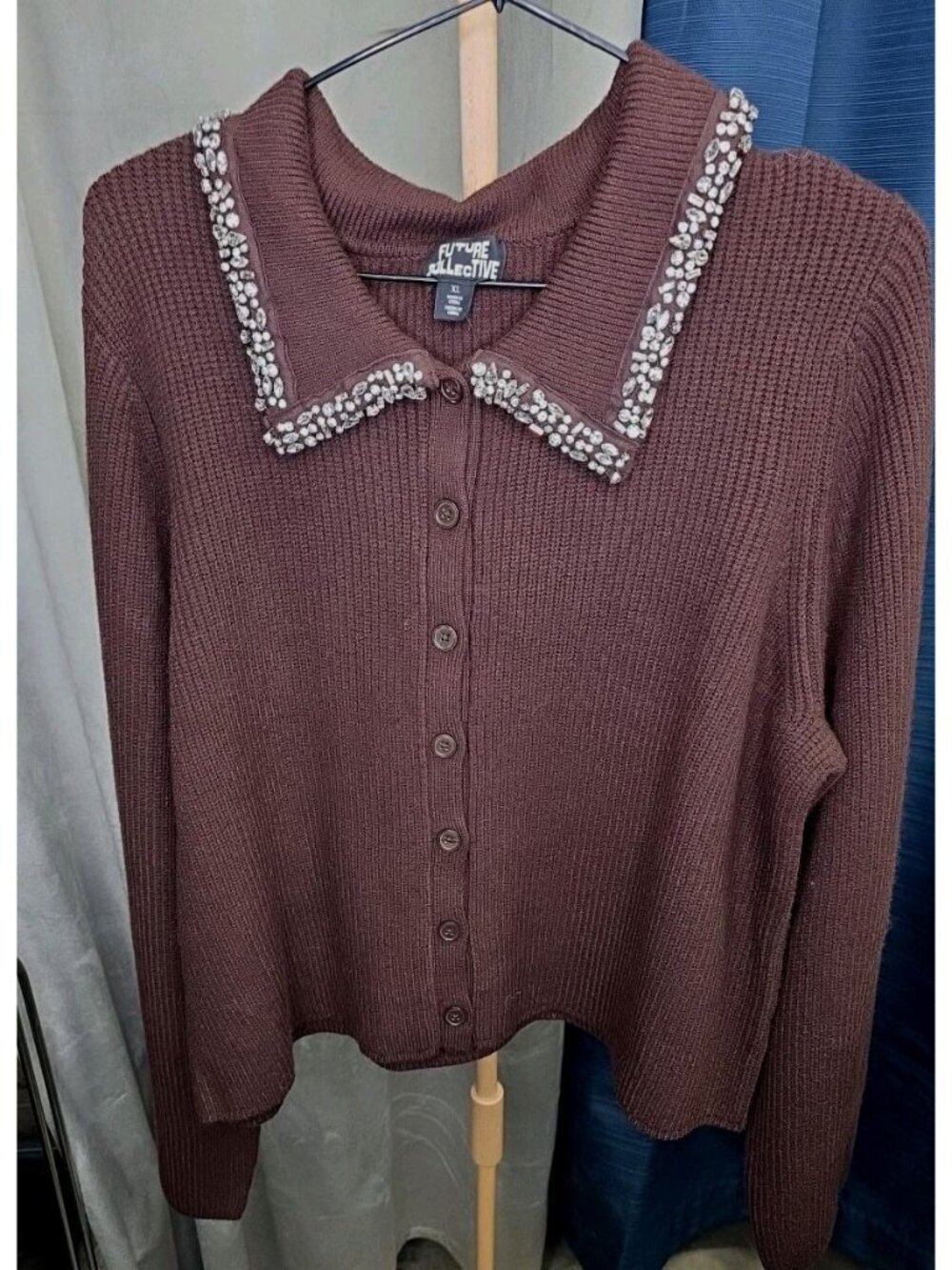 NWT Future Collective XL Brown Rhinestone Collar Cardigan Sweater Jeweled. Wl454